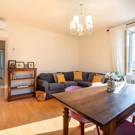 Terrace Over - By Myhomeincomo Apartman Torno