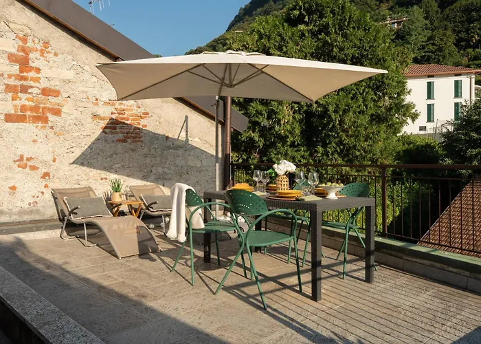 Terrace Over - By Myhomeincomo * Torno